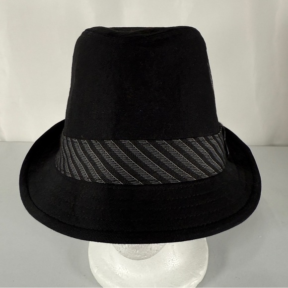 Granule Black Cotton Bucket Hat - Picture 2 of 6